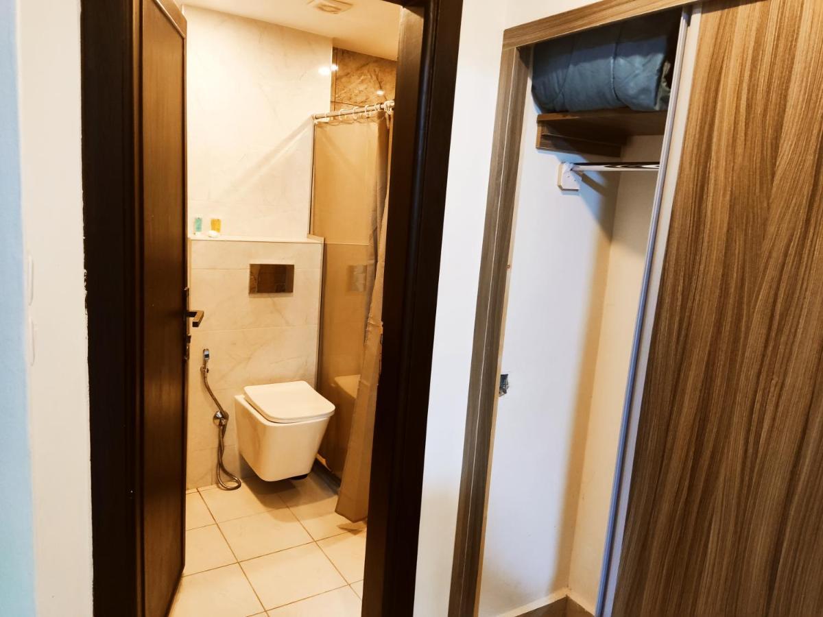 Golden Plaza Hotel Amman Ngoại thất bức ảnh