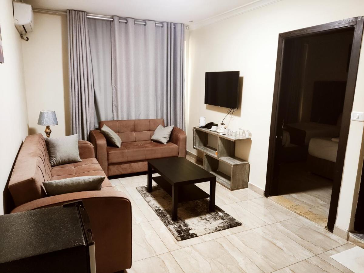 Golden Plaza Hotel Amman Ngoại thất bức ảnh