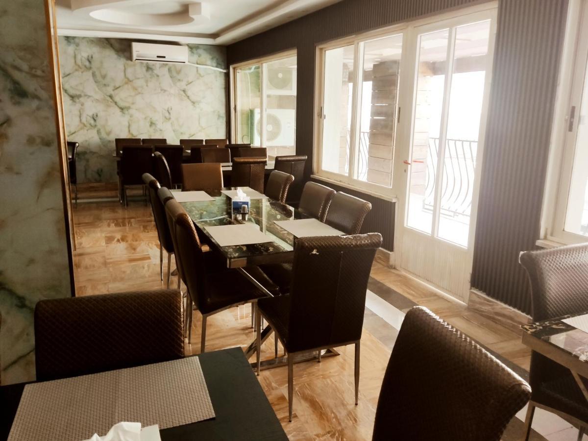 Golden Plaza Hotel Amman Ngoại thất bức ảnh